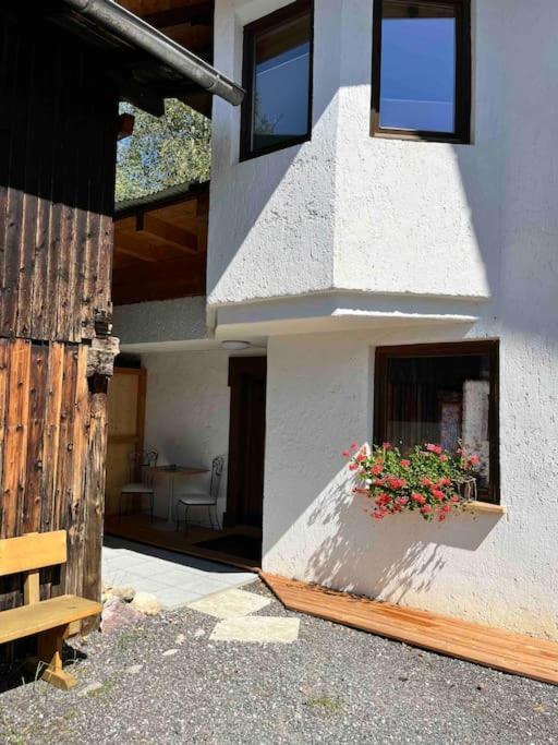 Haus Alberto - Haus Mit 2 Ferienwohnungen Ötztal-Bahnhof Buitenkant foto