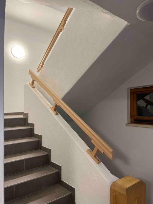 Haus Alberto - Haus Mit 2 Ferienwohnungen Ötztal-Bahnhof Buitenkant foto