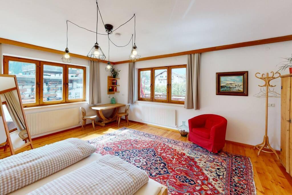 Haus Alberto - Haus Mit 2 Ferienwohnungen Ötztal-Bahnhof Buitenkant foto