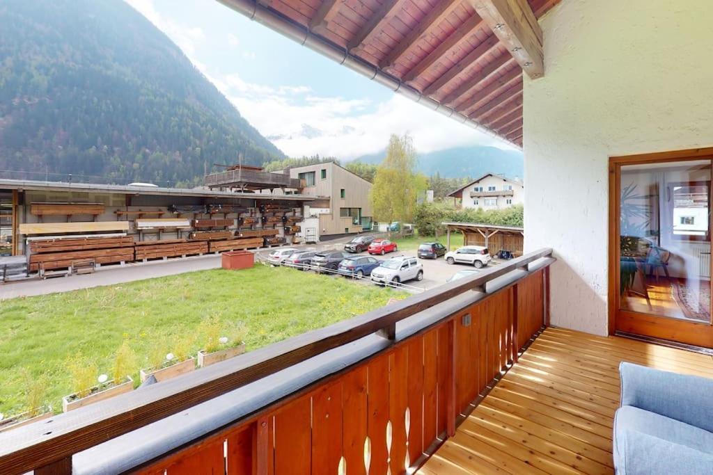 Haus Alberto - Haus Mit 2 Ferienwohnungen Ötztal-Bahnhof Buitenkant foto